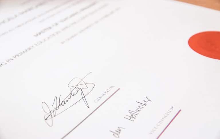 signature contrat - Shyfter